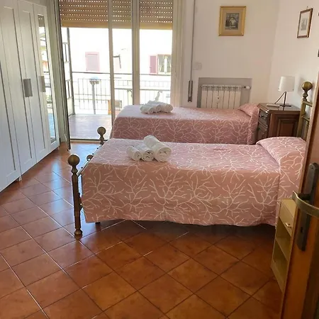 Casa Roncaccia Гроттаферрата